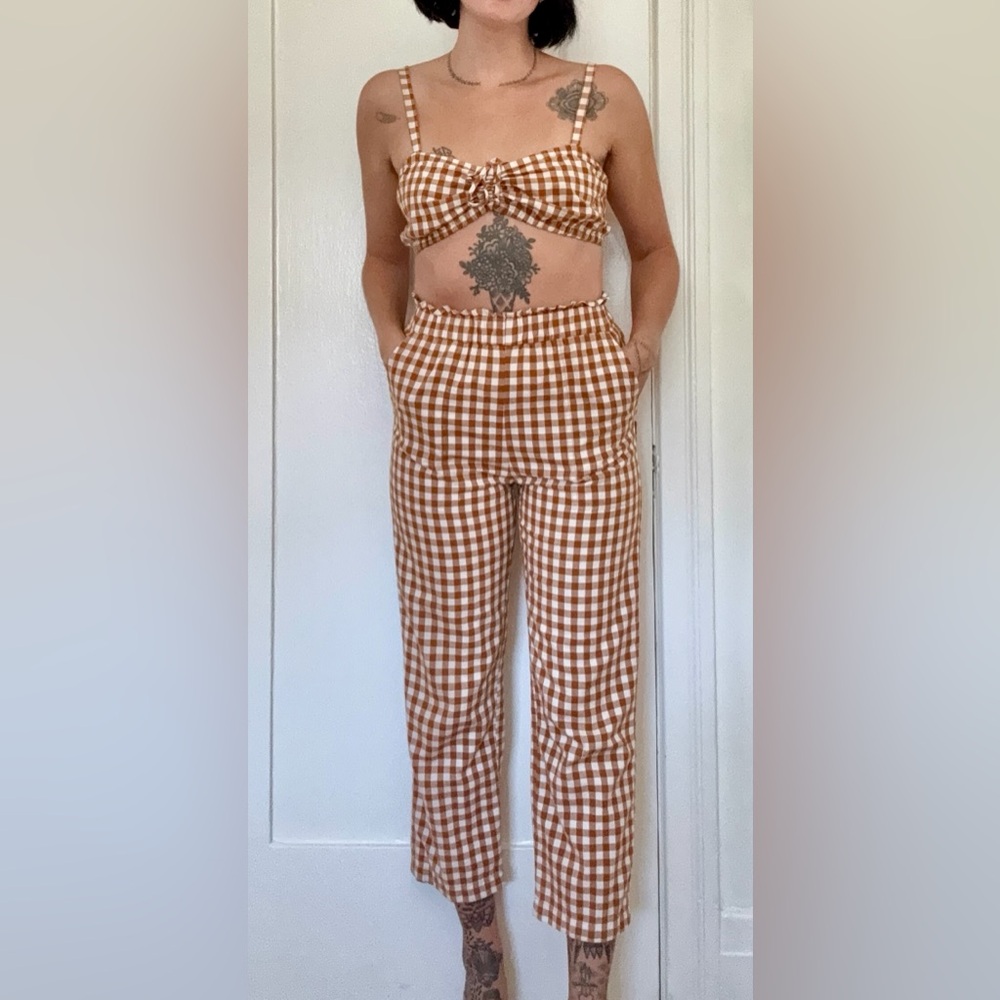 Lykke Wullf Melon Tie Top & Paper Bag Pant SET in Copper Gingham size Small